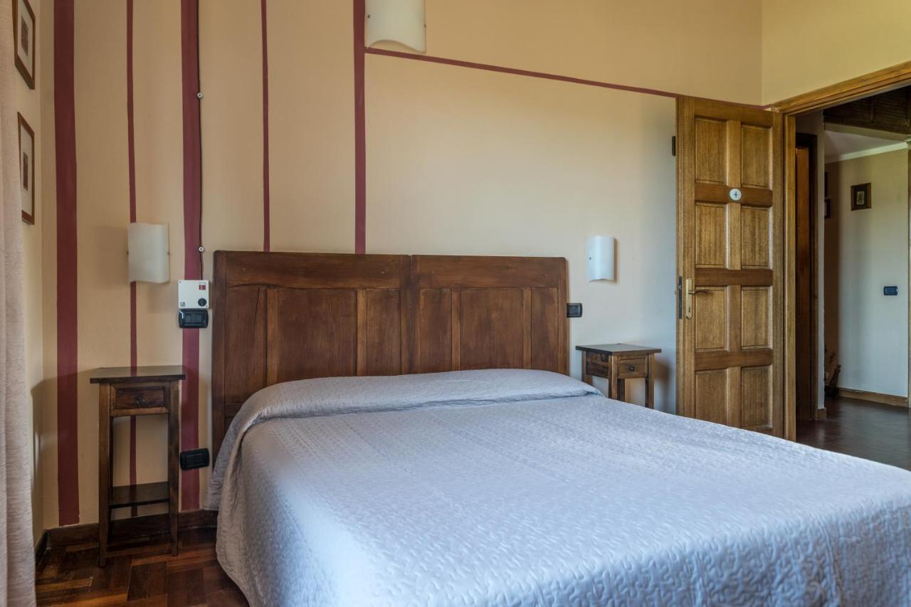 Locanda La Valle Кастелнуово Магра Екстериор снимка