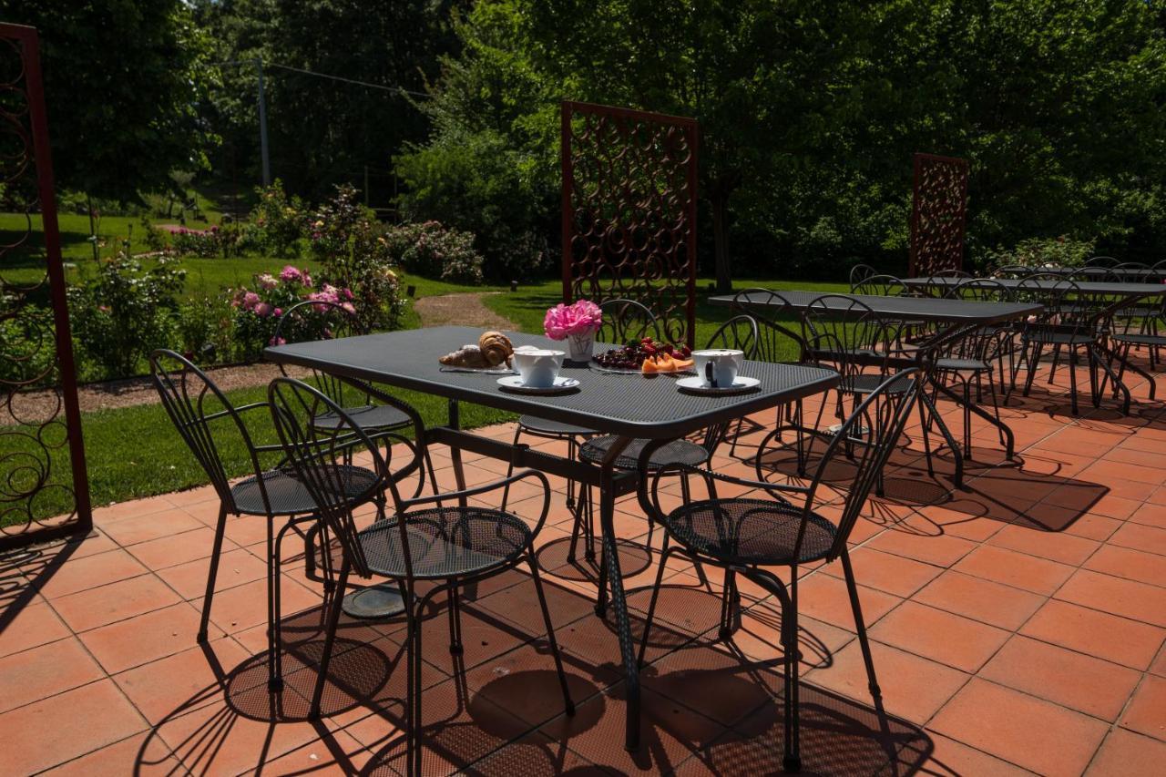 Locanda La Valle Кастелнуово Магра Екстериор снимка