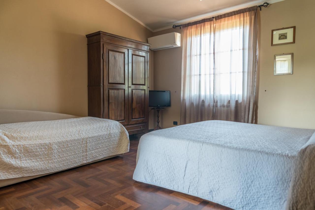 Locanda La Valle Кастелнуово Магра Екстериор снимка
